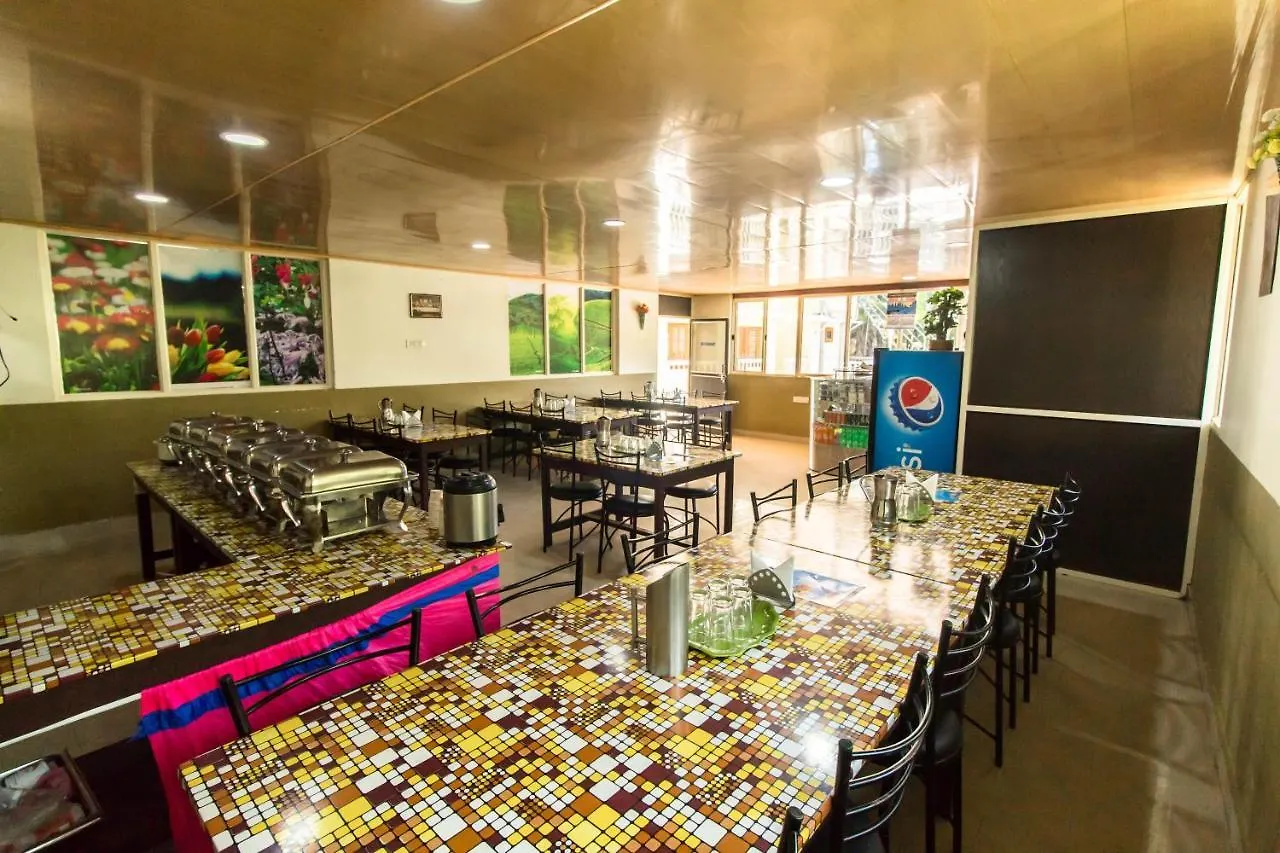 Eden Holidays Ev Munnar 3*,  India