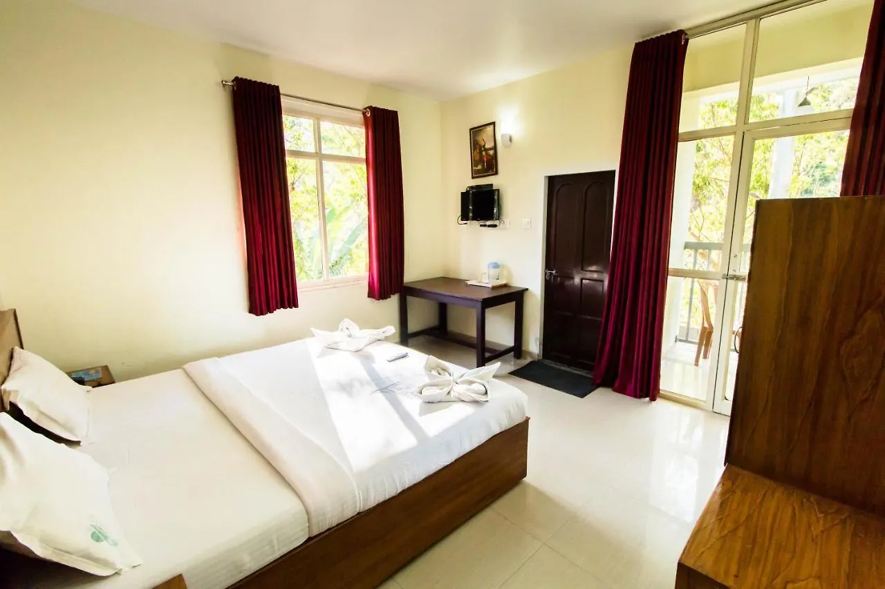 Eden Holidays Ev Munnar